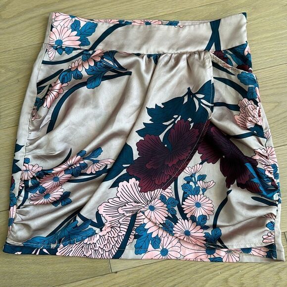 Pretty little thing skirt - Picture 1 of 1